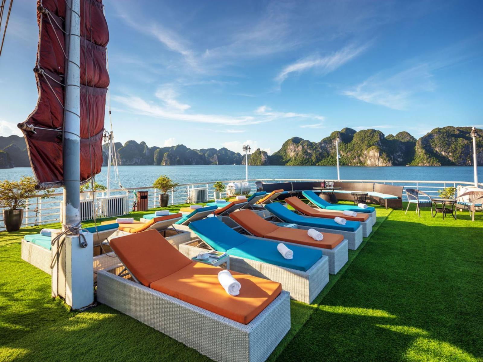 Hotel Lotus Boutique Cruise Hạ Long Exterior foto