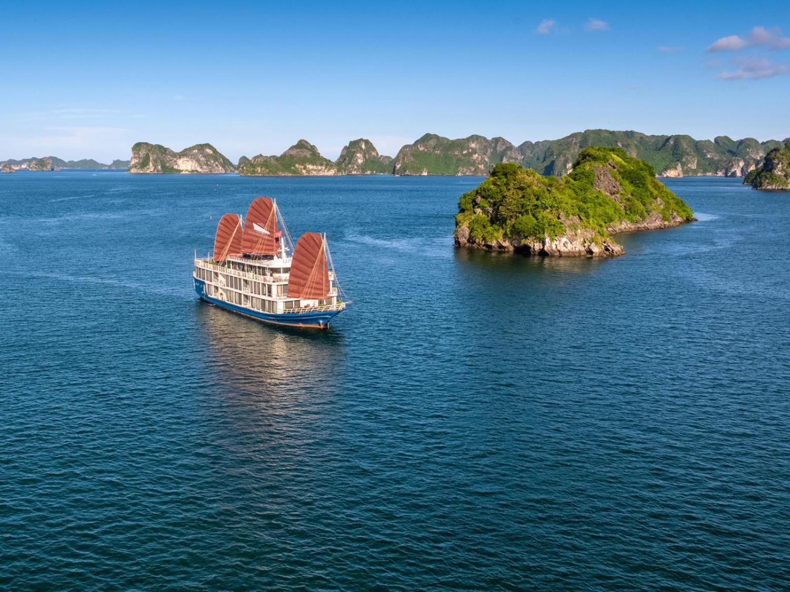 Hotel Lotus Boutique Cruise Hạ Long Exterior foto